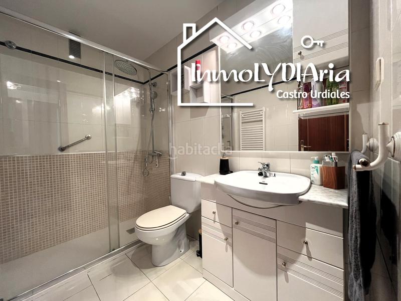 Foto aef47a5d-294f-4630-9f9e-a3025cc09505. Pis a calle de silvestre ochoa 23 a Playa Ostende Castro - Urdiales