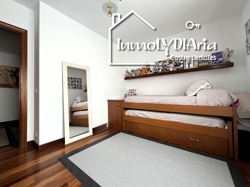 Foto b05a4769-7c42-4e4a-b15e-08acecd47a03. Pis a calle de silvestre ochoa 23 a Playa Ostende Castro - Urdiales