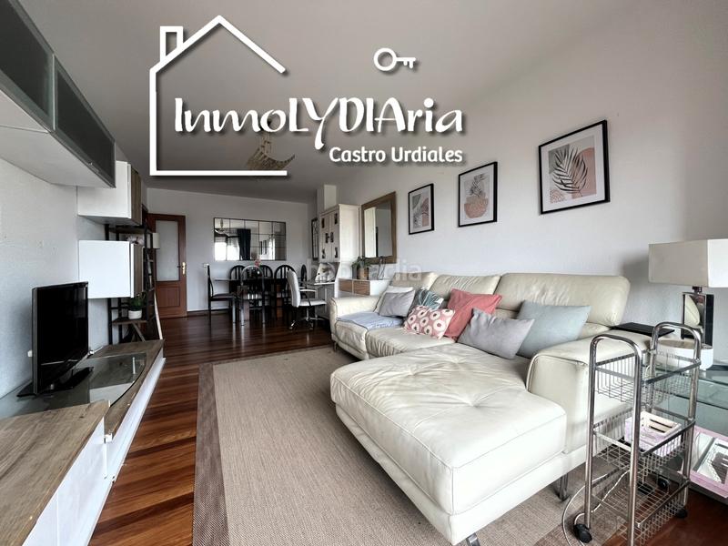 Foto d998767c-7c06-4da2-8a58-4ef4421ea9f2. Pis a calle de silvestre ochoa 23 a Playa Ostende Castro - Urdiales