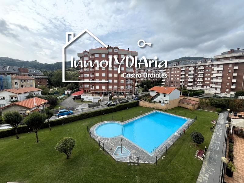 Foto f31fb8be-7223-41c3-9cec-185cea80d882. Pis a calle de silvestre ochoa 23 a Playa Ostende Castro - Urdiales