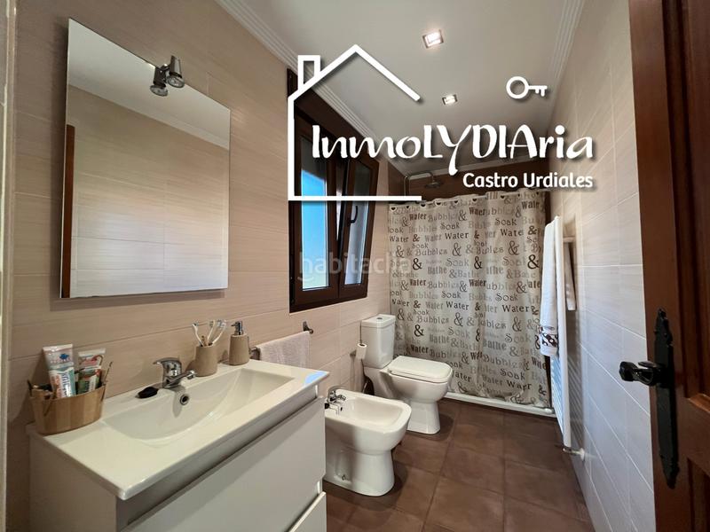 Foto 28d2a0e7-0d68-4349-b499-5f56f8cd5087. Chalet avec cheminée chauffage parking dans Samano Castro - Urdiales