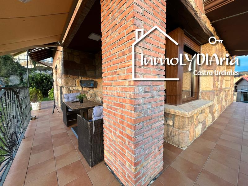 Foto 693b8e8c-140d-4afb-8180-ac1220af48ac. Chalet avec cheminée chauffage parking dans Samano Castro - Urdiales