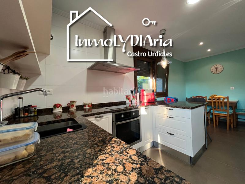 Foto f42410f2-9cc6-4010-b18a-a2c1d972713e. Chalet avec cheminée chauffage parking dans Samano Castro - Urdiales