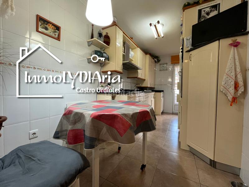 Foto 8d597088-3617-4e74-b3a3-e817de6fadc0. Pis a calle san andrés 8 a Cotolino Castro - Urdiales