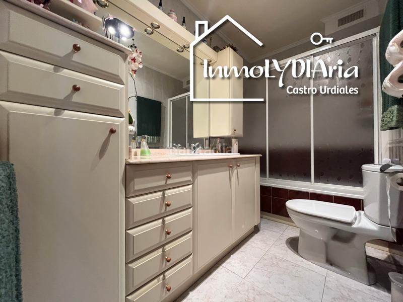 Foto aa37c638-1c17-48c0-baa3-e81642aa7fc7. Pis a calle san andrés 8 a Cotolino Castro - Urdiales