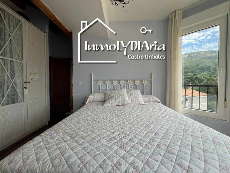 Foto 023b0c0e-4ab1-41f5-a5ab-c9aabe83a717. Chalet dans barrio mioño 14a dans Mioño-Santullán Castro - Urdiales