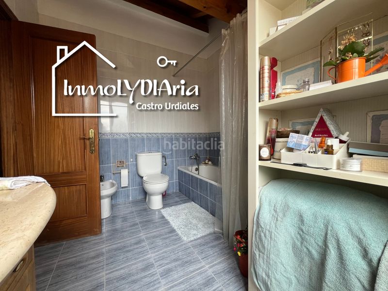 Foto 571c0889-be10-4a58-be68-b7cd34c11301. Chalet dans barrio mioño 14a dans Mioño-Santullán Castro - Urdiales