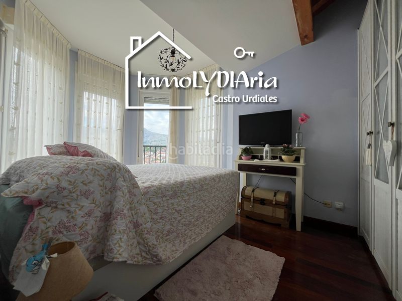 Foto 59740bb5-e948-4027-893d-85735ed33aa5. Chalet dans barrio mioño 14a dans Mioño-Santullán Castro - Urdiales