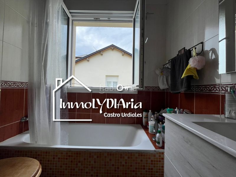 Foto 9db04319-9853-4a34-9841-d4e4e0f9badf. Chalet dans barrio mioño 14a dans Mioño-Santullán Castro - Urdiales