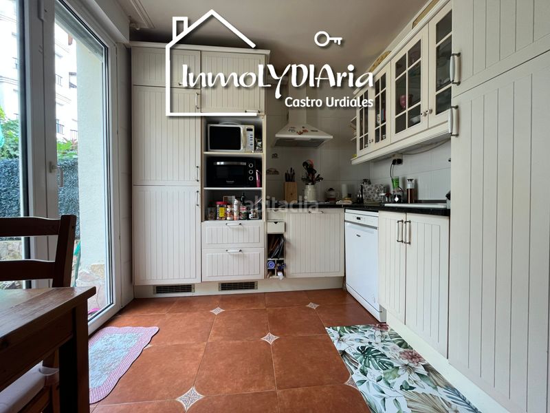 Foto a5753178-713c-4f05-9e0d-13995a4aed2a. Chalet dans barrio mioño 14a dans Mioño-Santullán Castro - Urdiales