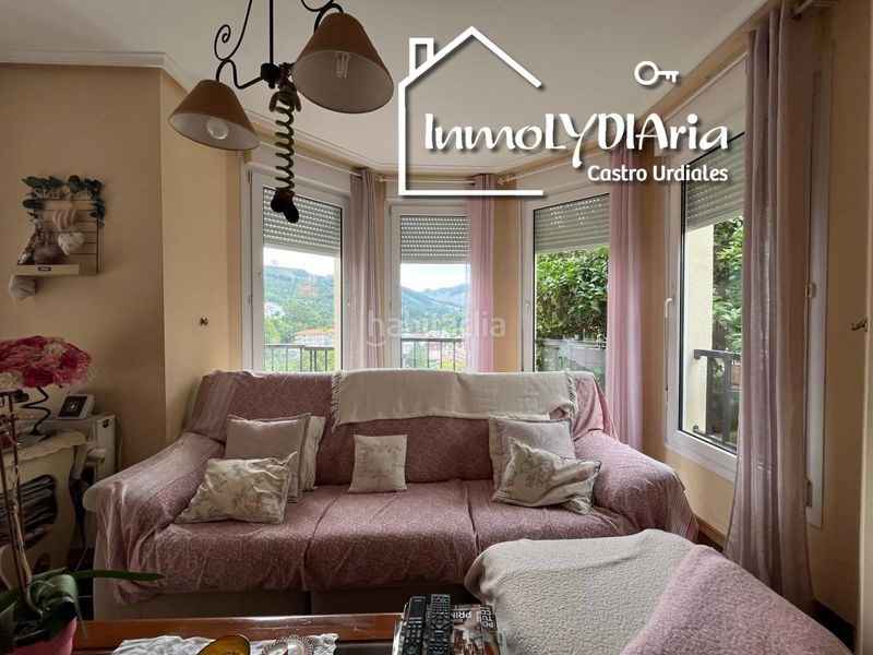 Foto b9314177-b09b-4f4c-a661-e51e7913b115. Chalet dans barrio mioño 14a dans Mioño-Santullán Castro - Urdiales