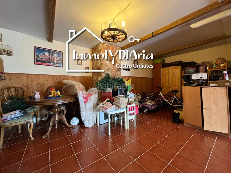Foto bb6c648c-cb79-4f16-b811-e94476fa77a5. Chalet dans barrio mioño 14a dans Mioño-Santullán Castro - Urdiales