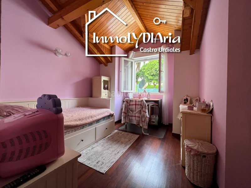 Foto c31e2503-f85b-4467-a6b8-d03db452c61b. Chalet dans barrio mioño 14a dans Mioño-Santullán Castro - Urdiales
