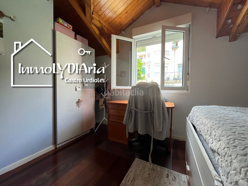 Foto d113e43e-5f57-456c-bc28-5deaaaa6f2af. Chalet dans barrio mioño 14a dans Mioño-Santullán Castro - Urdiales