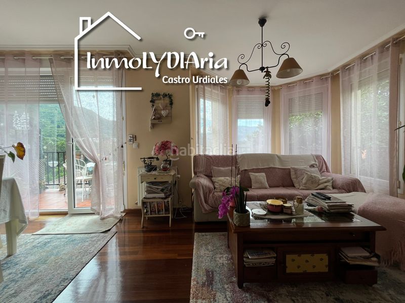 Foto f4271dca-e073-4264-b6be-16727a65470b. Chalet dans barrio mioño 14a dans Mioño-Santullán Castro - Urdiales