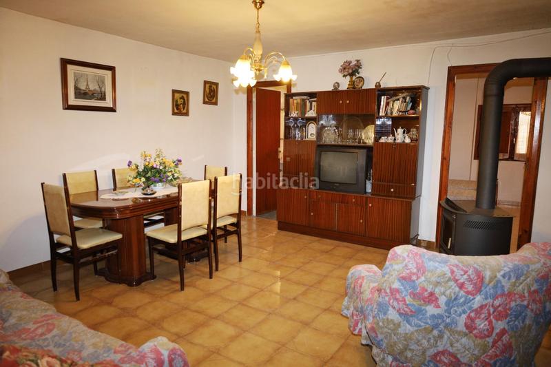 Foto 02dca607-8c66-4adc-8b8e-abc22ba61c9f. Casa amb aparcament a Codoñera (La)