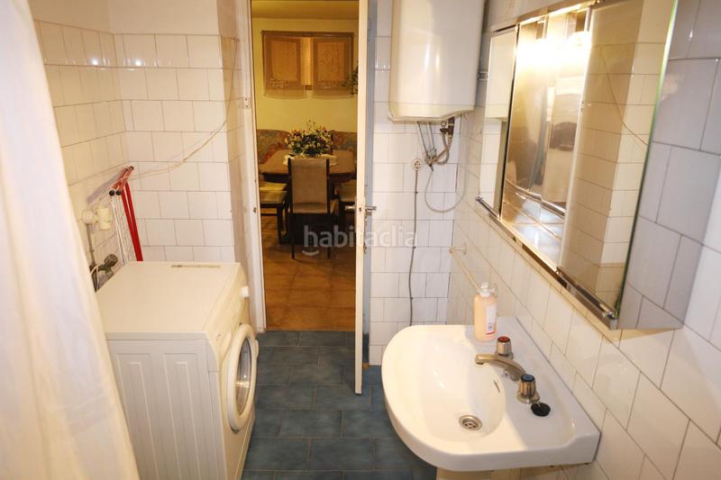 Foto ec308610-3a36-4126-8f98-a648a97b93f3. Casa amb aparcament a Codoñera (La)