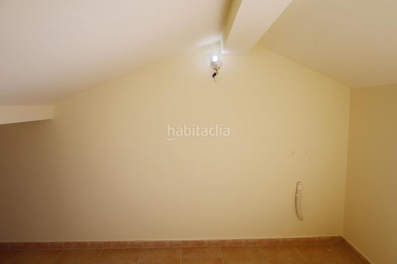 Foto 4893754a-ae6c-4993-b281-fb5f5a86f84b. Casa amb calefacció aparcament a Híjar