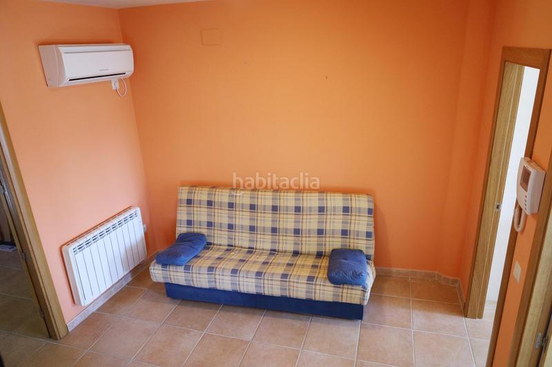 Foto 4f80bf7d-1a26-4102-8bbe-7b8ca9764260. Casa amb calefacció aparcament a Híjar