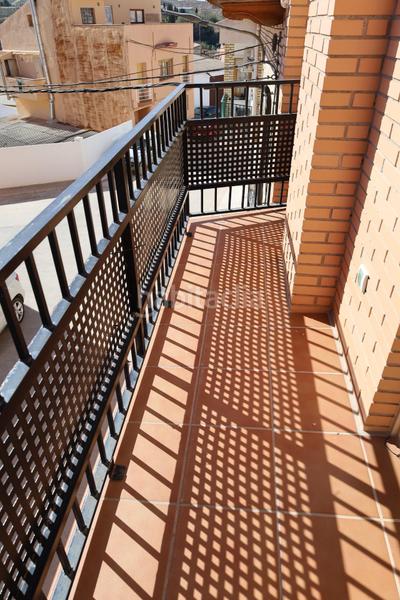 Foto ad6c5ac7-740a-4ba0-9fce-19ea0eb4620f. Casa amb calefacció aparcament a Híjar