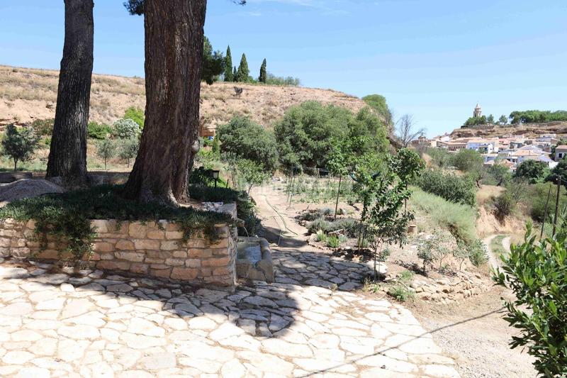 Foto bc4f6680-010d-4cd0-a726-4283d320a5ea. Masía casa en venta en hijar. ref. vl08272025 en Híjar