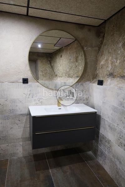 Foto ff7994f1-5ab5-4c6b-bf5d-a4ed51729890. Casa amb aparcament a Alcañiz