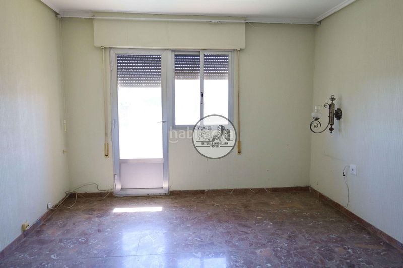 Foto e7f6944c-f589-4a3d-b28e-817cf396647c. Casa  en venta en hijar en Híjar