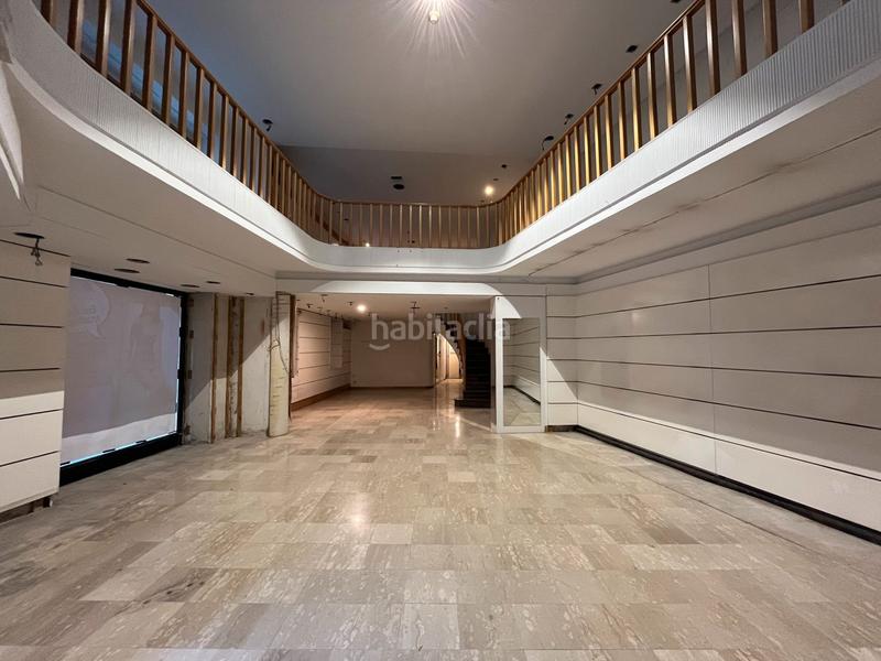 Foto cc470d45-dc83-4f7b-85ff-d7d35c6d77e5. Lloguer local comercial a Centre Igualada