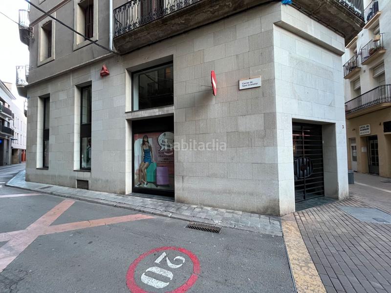 Foto c2c843e3-7cb2-405a-9418-70fcae0fe397. Location local commercial dans Centre Igualada