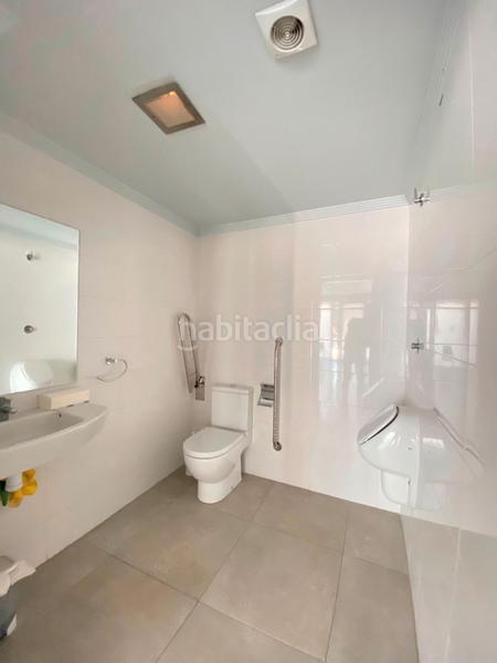 Foto 6f8accb6-b28e-40ad-a6b0-42aeeeb9d699. Alquiler local comercial gran local comercial al Poble Sec en Igualada