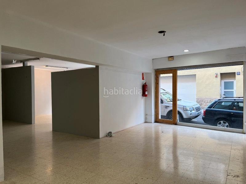 Foto ab0dfd56-d3a6-414e-94a0-0b94726496fc. Lloguer local comercial a Poble Sec Igualada