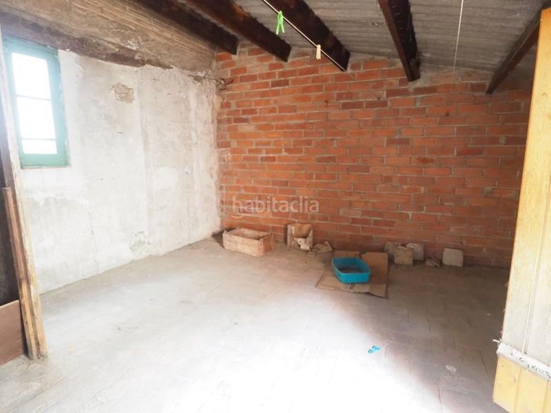 Foto a7038bd2-ada0-418f-ae7b-38df11262a7f. Edifici a Centre Igualada