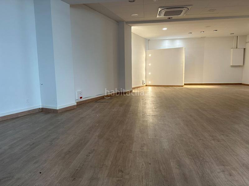 Foto 1c1c108c-0a1b-408c-b577-2cee8988ac77. Alquiler local comercial local lloguer Poble Sec en Igualada