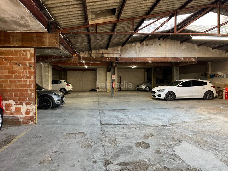 Foto f51c74a2-d953-4b94-a595-1feadc8271de. Parking voiture dans Llevant Igualada