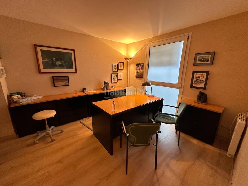 Foto 38cfa279-b9f0-486e-9da1-026a105c6bad. Rent office space with heating in Centre Igualada