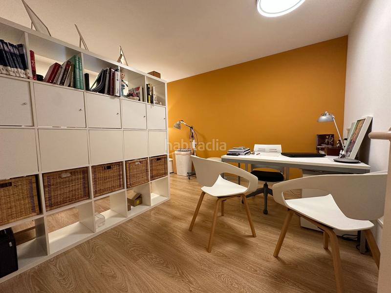 Foto c8c759ab-3d72-4cb0-b0f5-2226a842c01b. Rent office space with heating in Centre Igualada