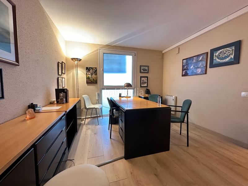 Foto fba4fbcb-9334-41b5-9770-8a57b2af42bb. Rent office space with heating in Centre Igualada