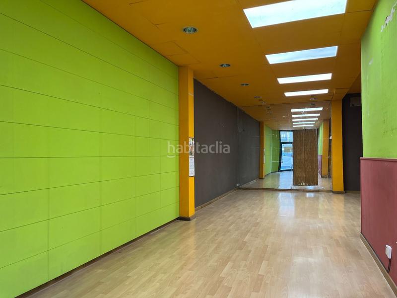 Foto e2ee4315-2ddf-422d-9bad-f12a25146691. Lloguer local comercial a santa caterina 49 a Centre Igualada