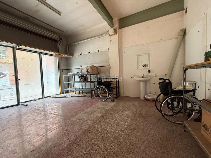 Foto 353a9721-d14f-49f9-b651-d65f63dd2de2. Aparcament cotxe a gardenies 22 a Llevant Igualada