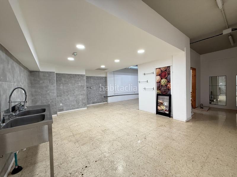 Foto bb1e0742-88cb-425e-b47f-bf479b56d855. Affitto locale commerciale in barcelona 22 in Poble Sec Igualada