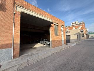 Parking voiture  Comerç. Magatzem en venda