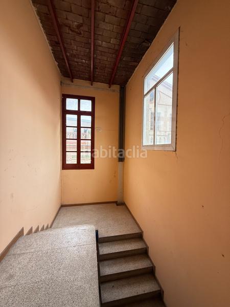 Foto d6e18802-d3f8-4ee5-b653-22375b7e3ad3. Industrial building in Centre Igualada