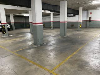Autoparkplatz  Llacuna. Plaza de pàrquing en venta en 7 camins