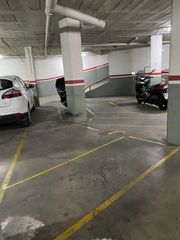 Autoparkplatz  Llacuna. Plaza de pàrquing en venta en 7 camins