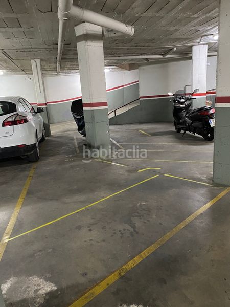 Foto a7b322b8-1310-42a0-8d5a-b9b2b179d22d. Aparcament cotxe a Ponent - Set Camins Igualada