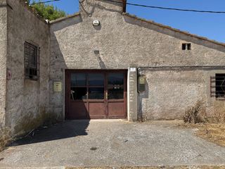 Location Bâtiment à usage industriel  Ds cal sabone. Nave agricola en alquiler en jorba