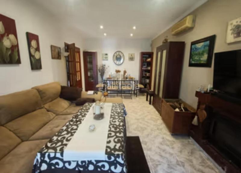 Foto 07bc125d-b9ec-451e-b5a5-0ab20f12fbee. Chalet con riscaldamento parcheggio piscina in Los Gallos Chiclana de la Frontera