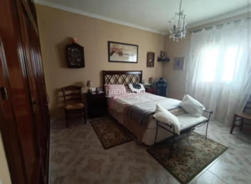 Foto e4e5c76e-d50b-489a-8ee7-037a0a10ce2e. Chalet con riscaldamento parcheggio piscina in Los Gallos Chiclana de la Frontera