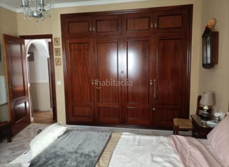 Foto eada6c79-04f3-4f1c-a02d-8baf4d8810cf. Chalet con riscaldamento parcheggio piscina in Los Gallos Chiclana de la Frontera