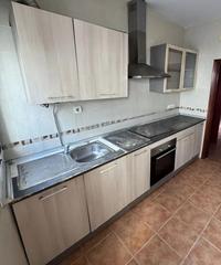 Rez-de-chaussée à La Banda - Campo de Fútbol. Venta de piso en planta baja en avenida la libertad